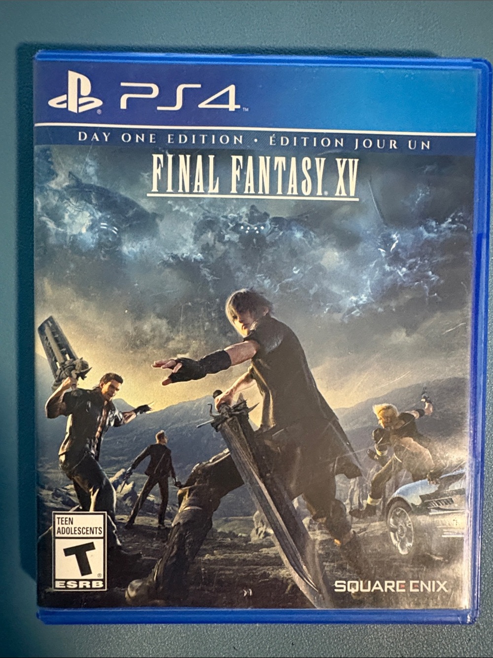 Final Fantasy XV - PS4 Day One Edition () - Blue